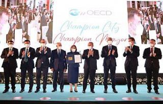 Fatma Şahin OECD Şampiyon Başkanlar arasına Türkiye’den...