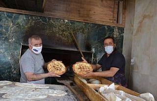 Fırıncıların, 260 derece sıcak önünde oruç...