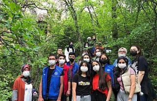 Gençlik Haftası etkinlikleri doğa yürüyüşü...