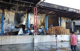 Gıda fabrikasındaki yangın kontrol altına alındı