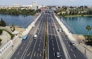 Girne Köprüsü genişletildi, yol 10 şeride çıkarıldı