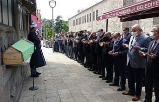 Gürdoğan’ın anne acısı