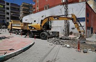 Haliliye’de asfaltlama sürüyor