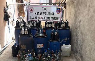 Hatay’da kaçak içki operasyonu
