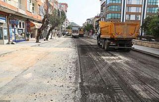 Hatay’da tam kapanmada yollar yenileniyor