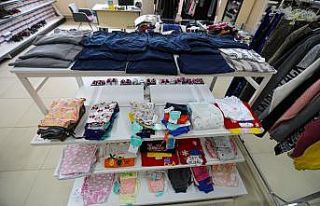 Hayır Çarşısı’nda 118 koli kıyafet ihtiyaç...