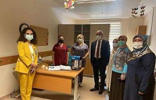 Hemşireler Günü’nde çifte kutlama