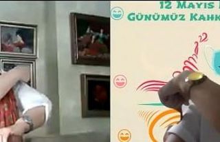 Hemşireler kahkaha yogasında