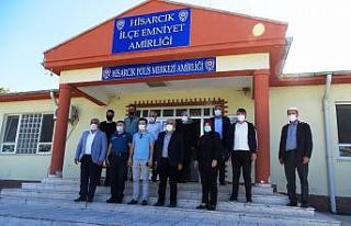 Hisarcık’ta güvenlik güçleri ile sağlık personeli...