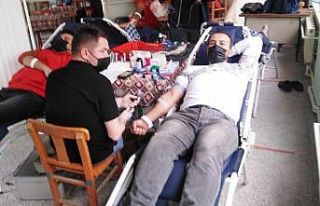 Hisarcık’ta vatandaşlar kan bağışına kayıtsız...