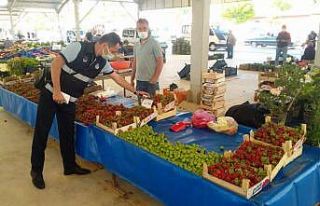 Hisarcık’ta zabıta ekiplerinden pazar yerinde...