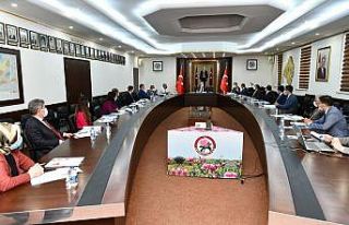 Isparta’da köylerin altyapı hizmetlerine 20 milyon...