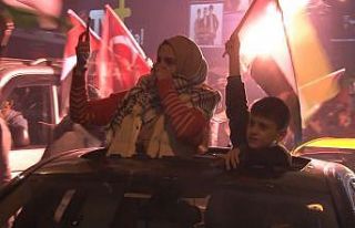 İsrail Konsolosluğu önünde İsrail zulmü protesto...