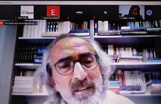 İstiklal Marşı Yılında "Hilalin Gölgesinde...