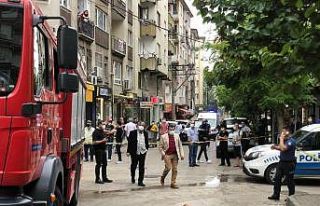 İtfaiyecilere bıçaklı tehdit