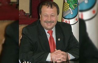 İYİ Parti rozeti taktı ilçe başkanı olarak atandı