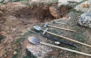 İzinsiz kazı yapan 4 kişi suçüstü yakalandı