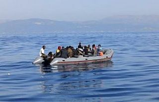 İzmir açıklarında 24 düzensiz göçmen kurtarıldı