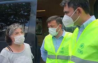 İzmirli depremzededen Bakan Kurum’a teşekkür