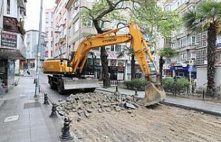 İzmit’te sökülen parke taşları tasarrufa dönüşüyor