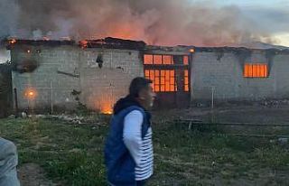 İznik’te iş yeri yangını