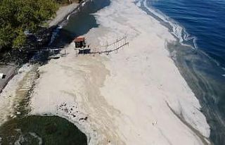 Kabus büyüyor: Marmara’yı salya kapladı