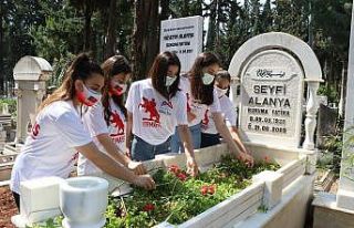 Kadın sporcular, Mersin sporuna büyük emek vermiş...