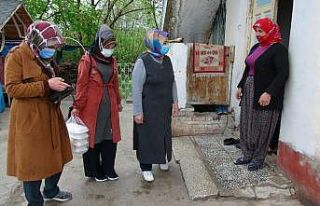 Kadınlardan ihtiyaç sahibi ailelere iftarlık yemek