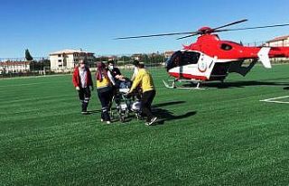 Kalp krizi geçiren hastaya hava ambulansı