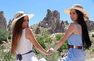 Kapadokya bölgesini Nisan ayında 74 bin turist ziyaret...