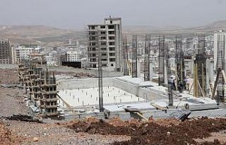 Karaköprü’de kapalı yüzme havuzu çalışmaları...