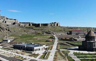 Kars’ta ‘tam kapanma’ sessizliği