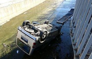 Kartal’da otomobil dereye uçtu