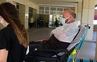 Katlanır forkliftten düşen şahıs yaralandı