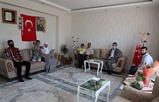 Kaymakam Beşikci şehit aileleri ve gazilerle bayramlaştı