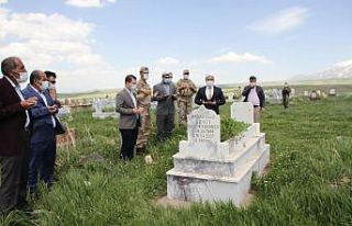 Kaymakam Demirer’den şehit ailelerine bayram ziyareti
