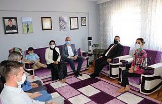 Kaymakam Halim’den şehit ailelerine bayram ziyareti