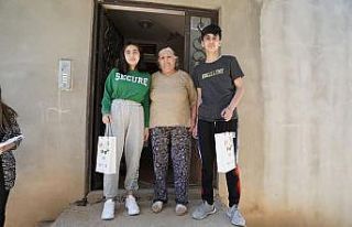 Kestel Belediyesi’nden yetim çocuklara bayram hediyesi