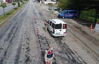 Kısıtlama kurallarına uymayan 164 kişiye 553 bin...