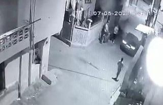 Kısıtlamada arabayla hız yapan kişilerle kavga...