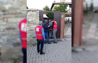 Kızılaydan ilçe merkezi ve köylere gıda kolisi