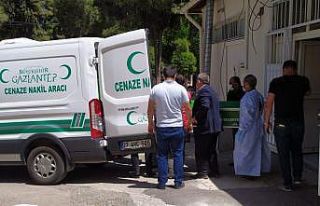 Kontrolsüz park eden tır liseli genci hayattan kopardı