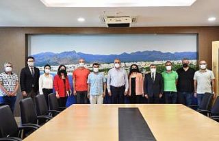 Konyaaltı’nda memurları sevindiren sözleşme