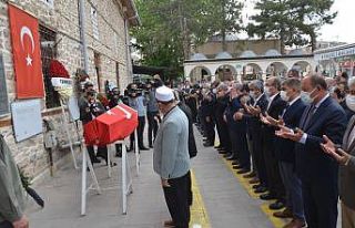 Korona virüsten hayatını kaybeden eski AK Parti...