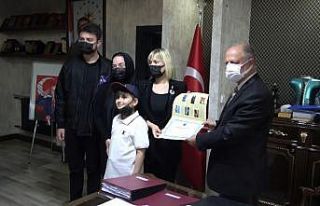 Koronadan ölen polisin çocuğuna eğitim desteği