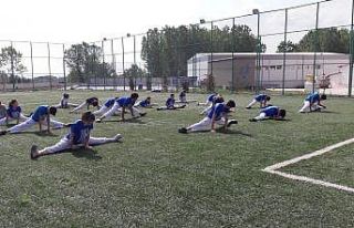 Kurallara uyarak spor yapıyorlar