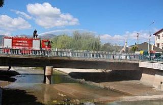 Kuruyan Oltu Çayı’ndaki balıklara nefes olabilmek...