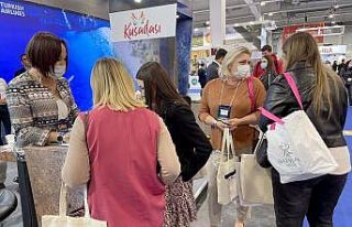 Kuşadası Belediyesi’nden Ukrayna’ya turizm çıkarması
