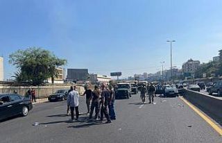 Lübnan’da oy kullanmaya giden Suriyeliler, Lübnanlılarla...