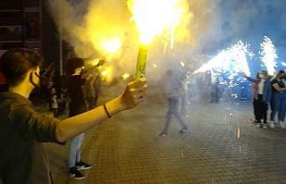 Mahallede 19 Mayıs kutlaması